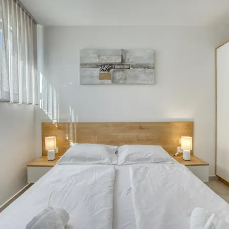 Crowonder Summer Dream New Near The Beach Apartment